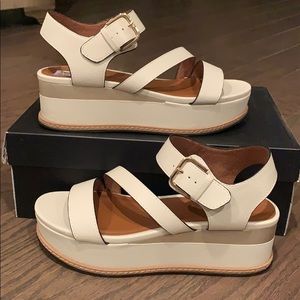 Naturalizer sandals